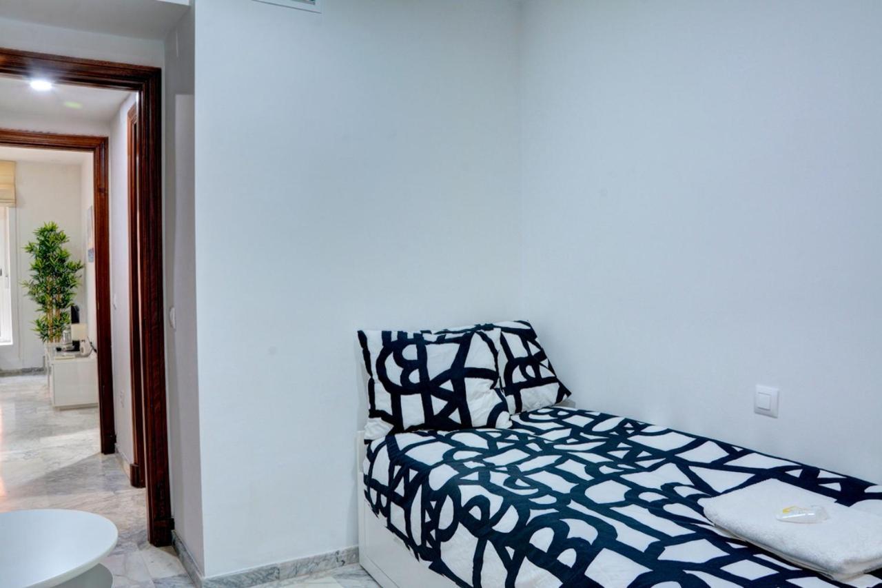 Apartament Residencial Torres Sewilla Zewnętrze zdjęcie